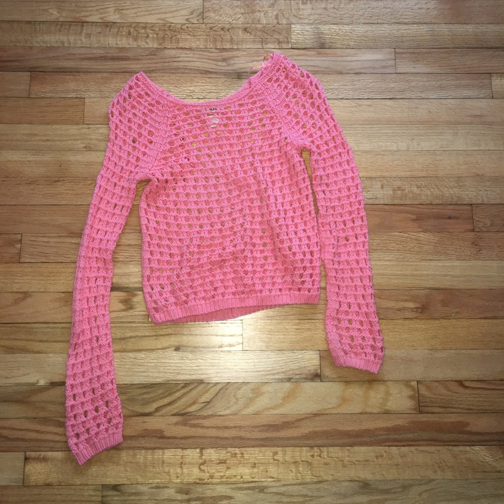 Women’s Salmon Colored Mudd Sweater